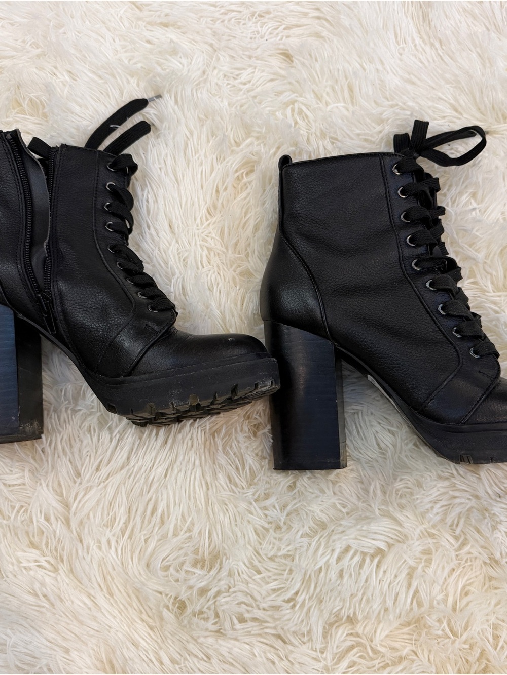 Steve Madden Black Lace-Up Platform Block Heel Booties